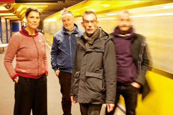 Incoming: Stereolab, Ross From Friends, Colina